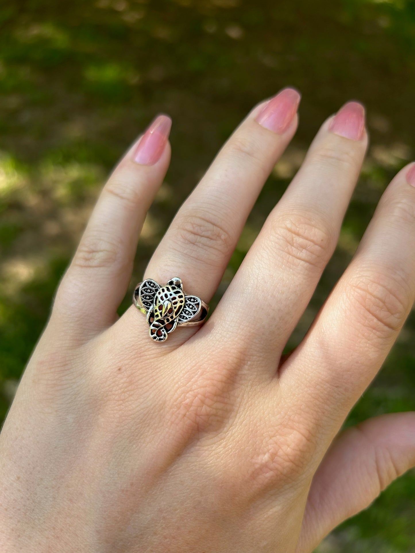 boho, boho jewelry, western apparel, western, ring, iridescent stone, elephant ring