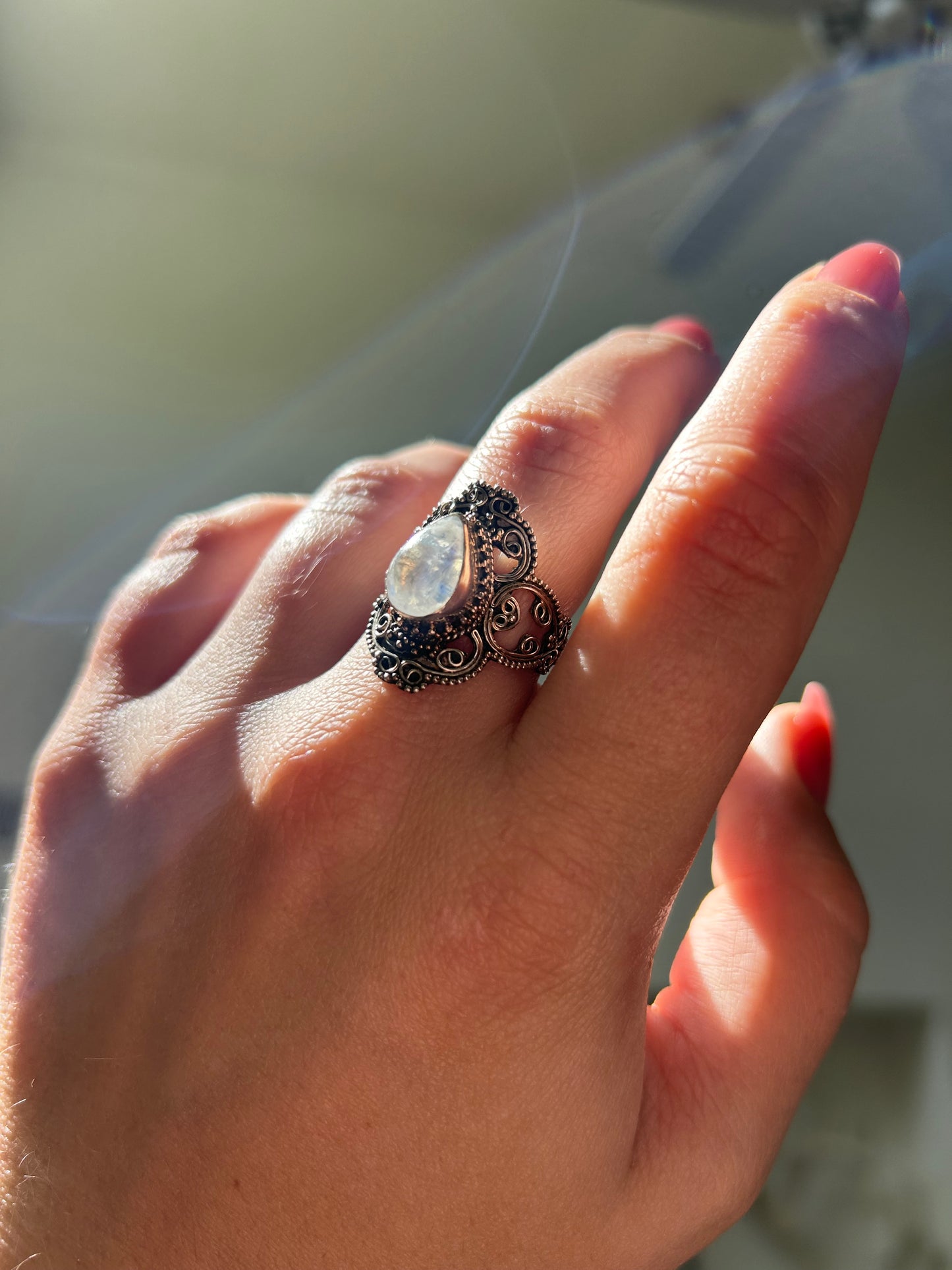 boho, boho jewelry, western apparel, western, ring, statement ring, sterling ring, sterling silver jewelry, size 8.5, crystal colored centerpiece ring