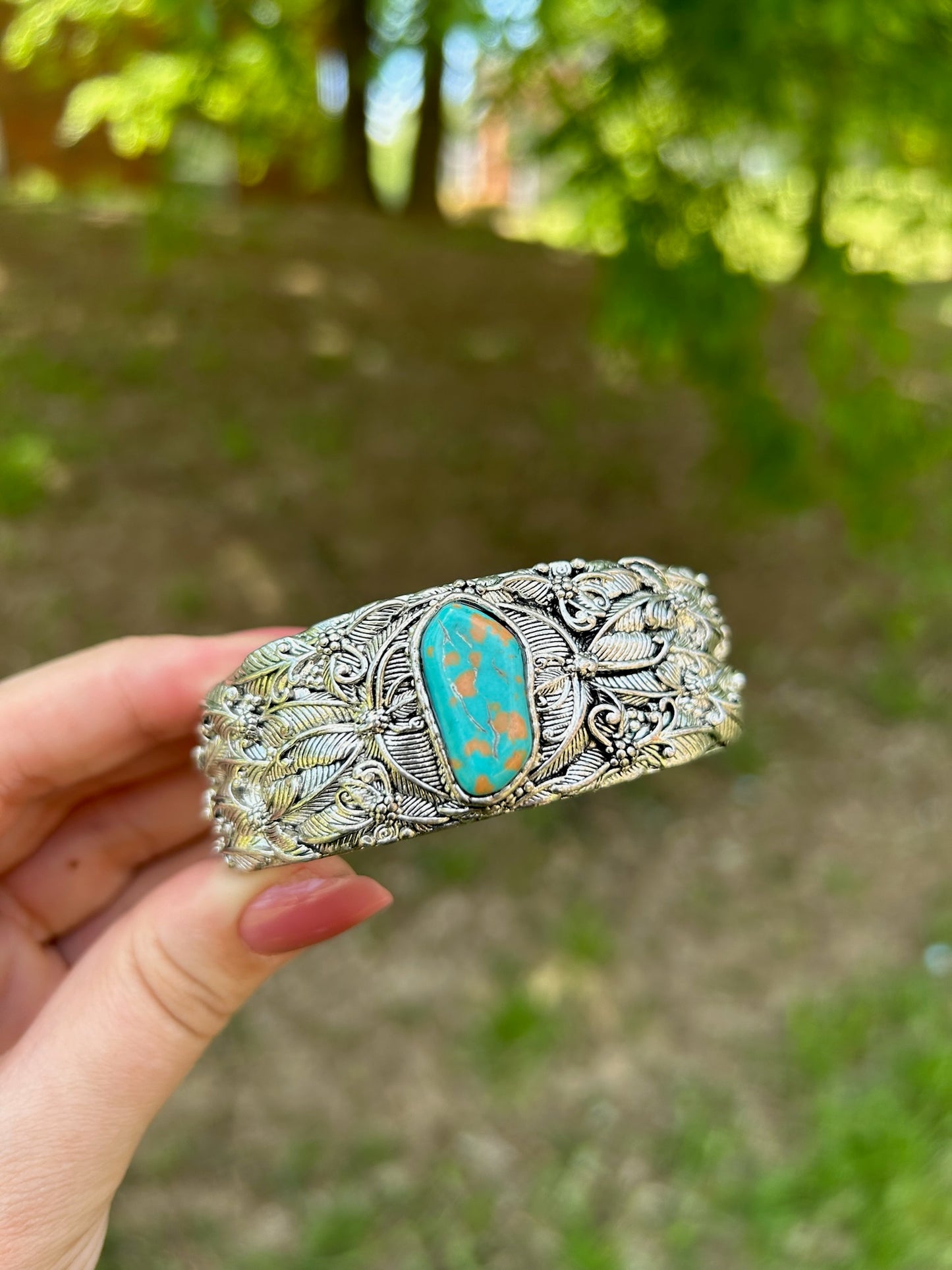 boho, boho jewelry, minimalist shopping, western apparel, western, unique jewelry, jewelry for sale, western style cuff, bohemian style cuff