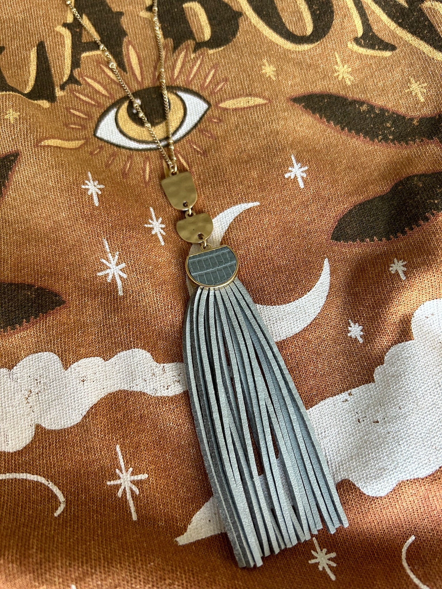 exquisite jewelry, estate jewelry, western apparel, boho, jewelry, jewelry aesthetic, modern necklace, necklace, grey necklace, fringe necklace