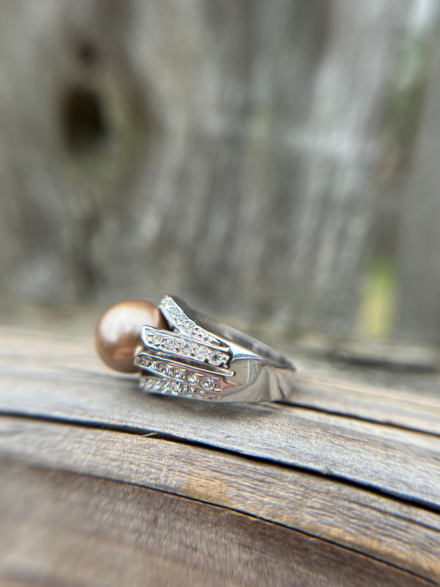 Luster Ring