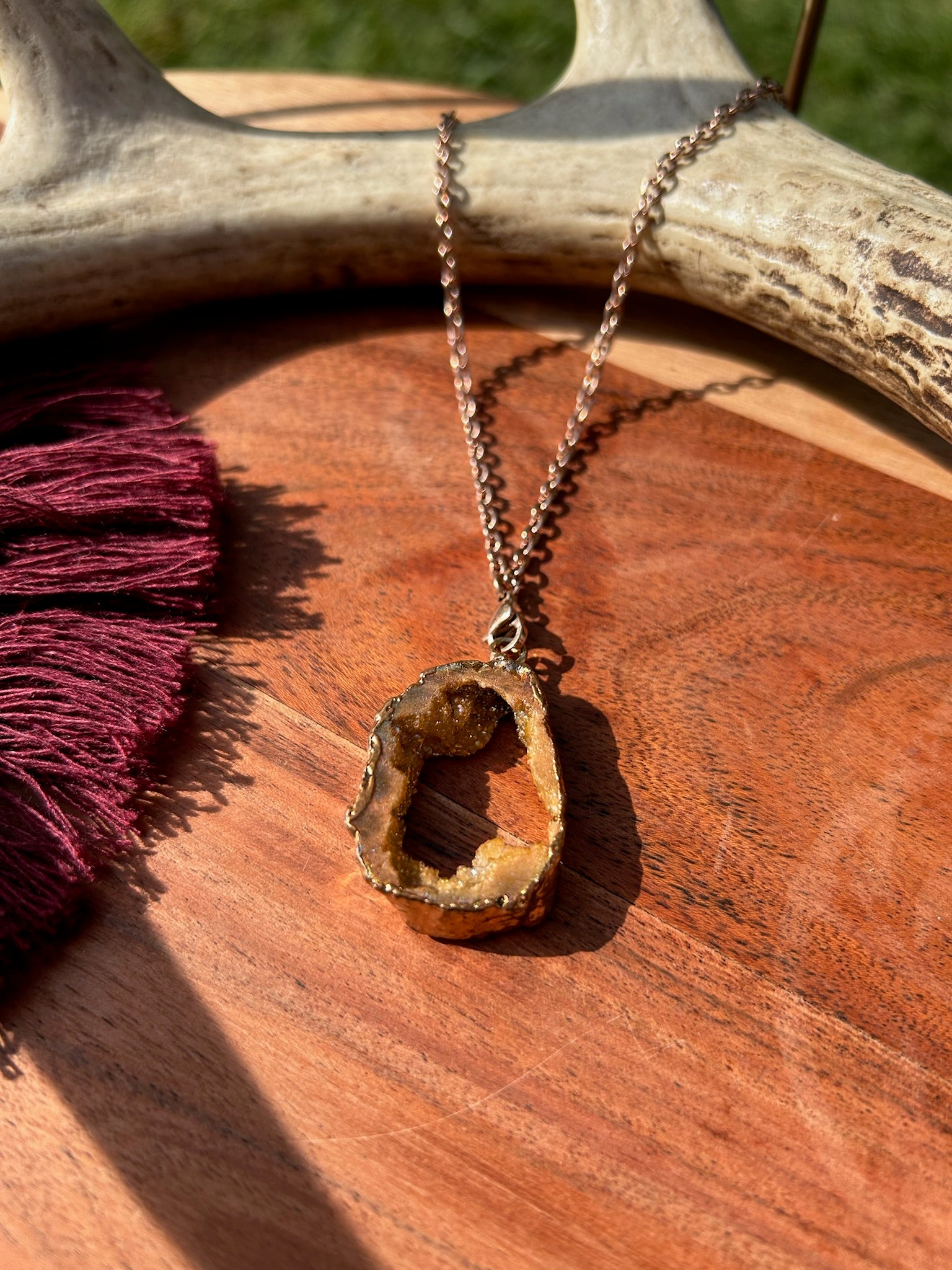 exquisite jewelry, estate jewelry, western apparel, boho, jewelry, jewelry aesthetic, modern necklace, necklace, geode necklace, fringe necklace