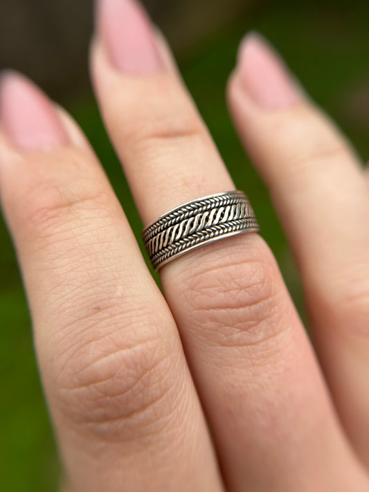 Umbral Ring
