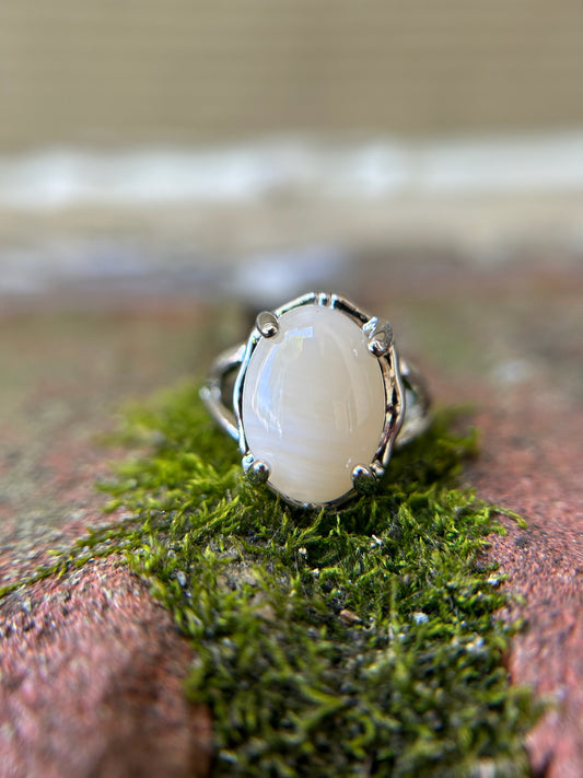 boho, boho jewelry, western apparel, western, ring, statement ring, white centerpiece, size 6