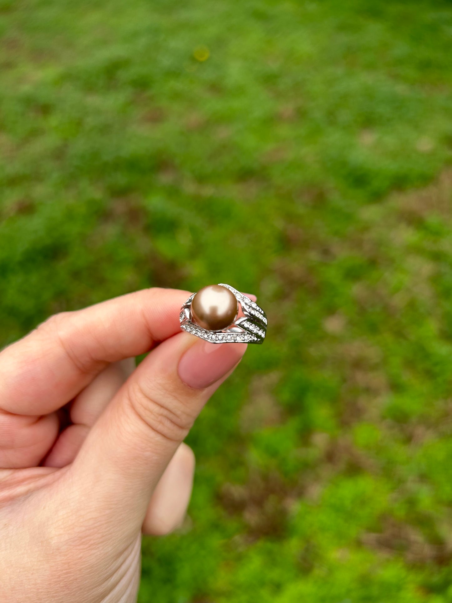 Luster Ring