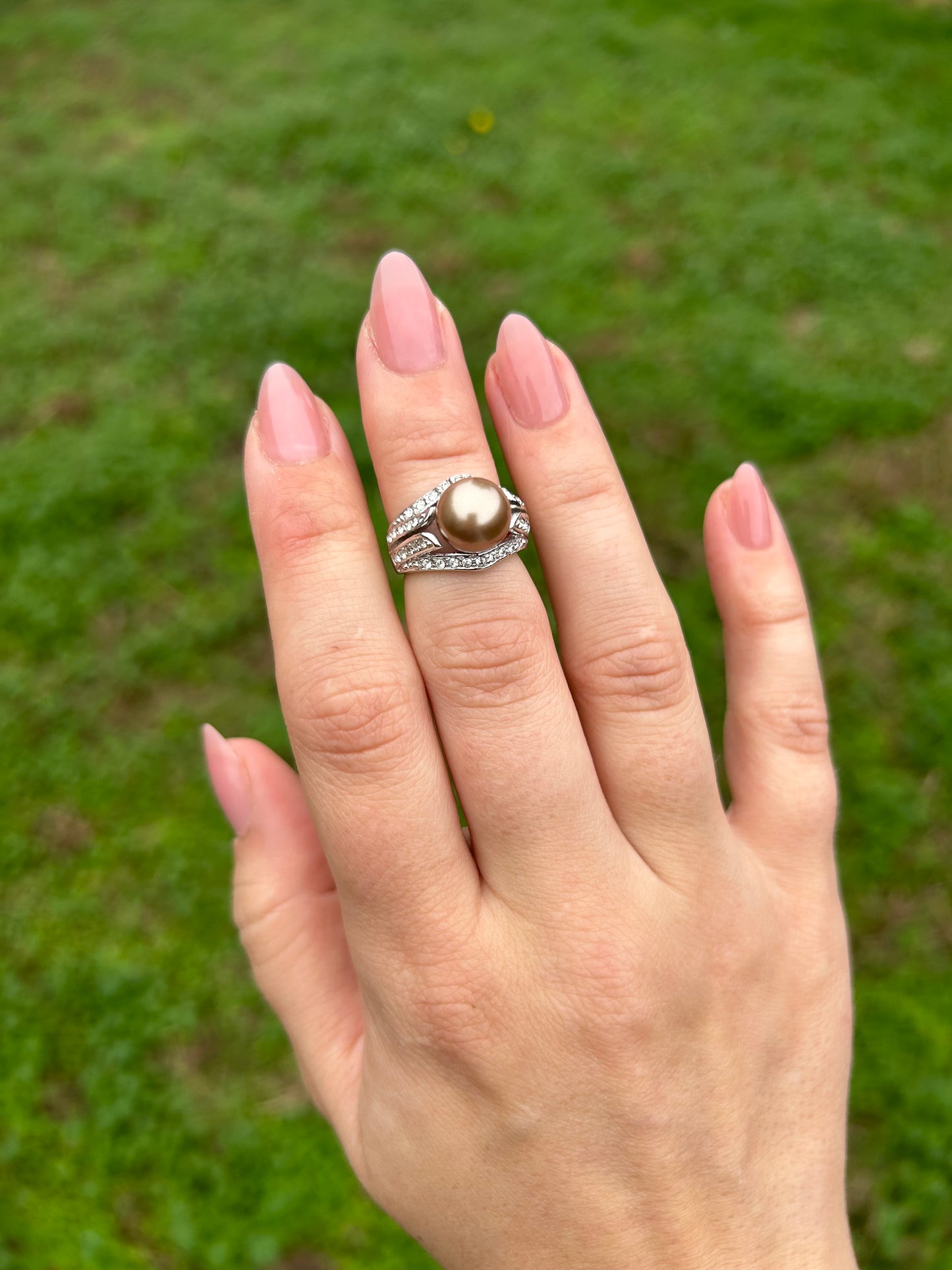 Luster Ring