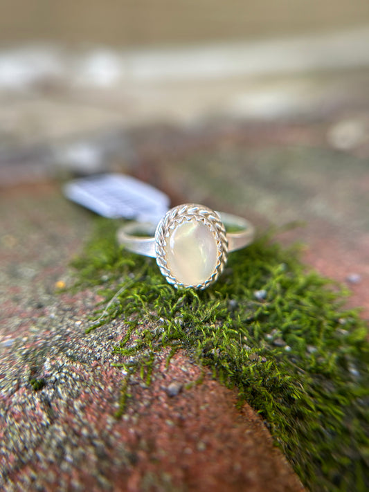 Nacreous Ring