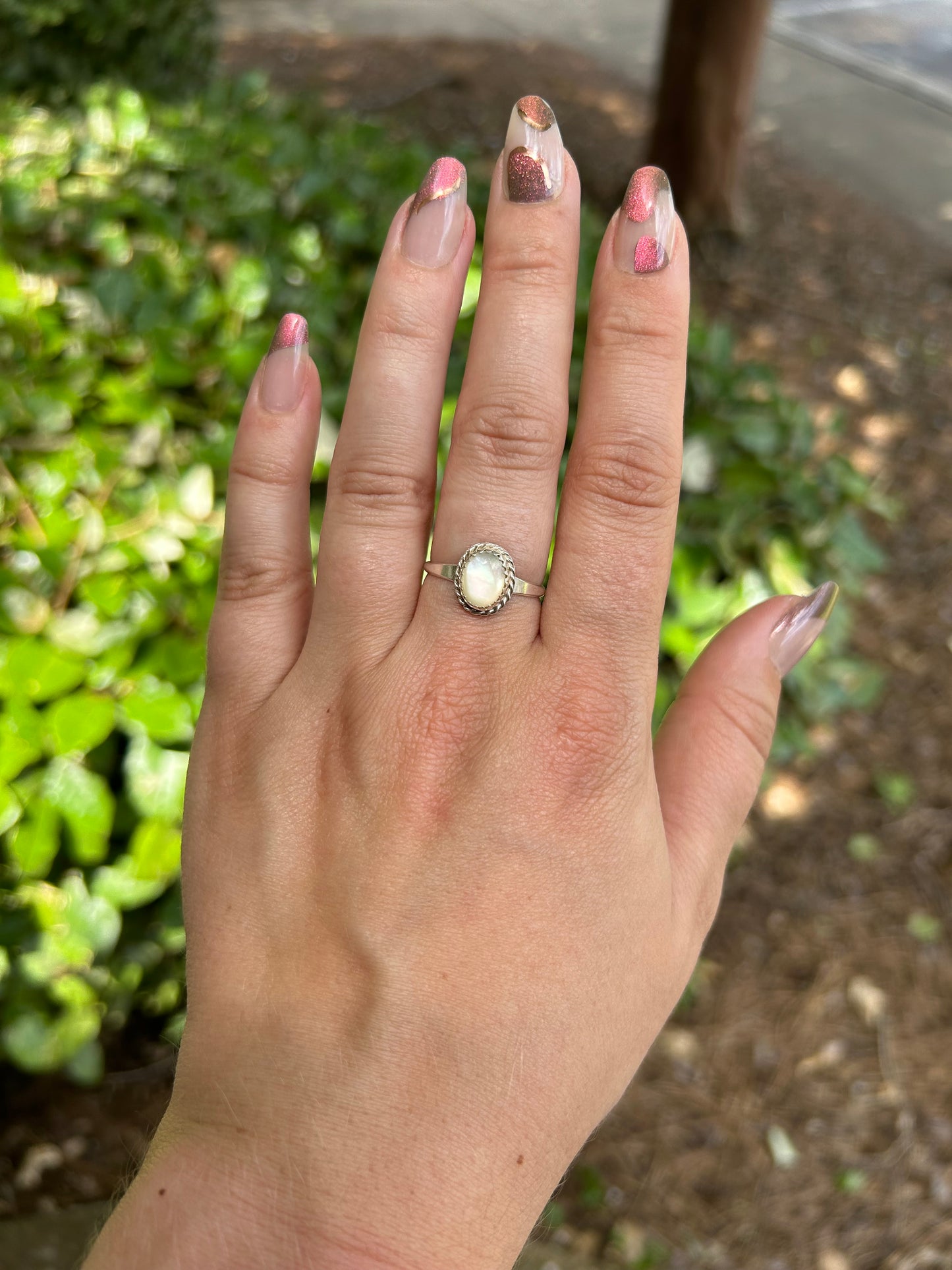 Nacreous Ring