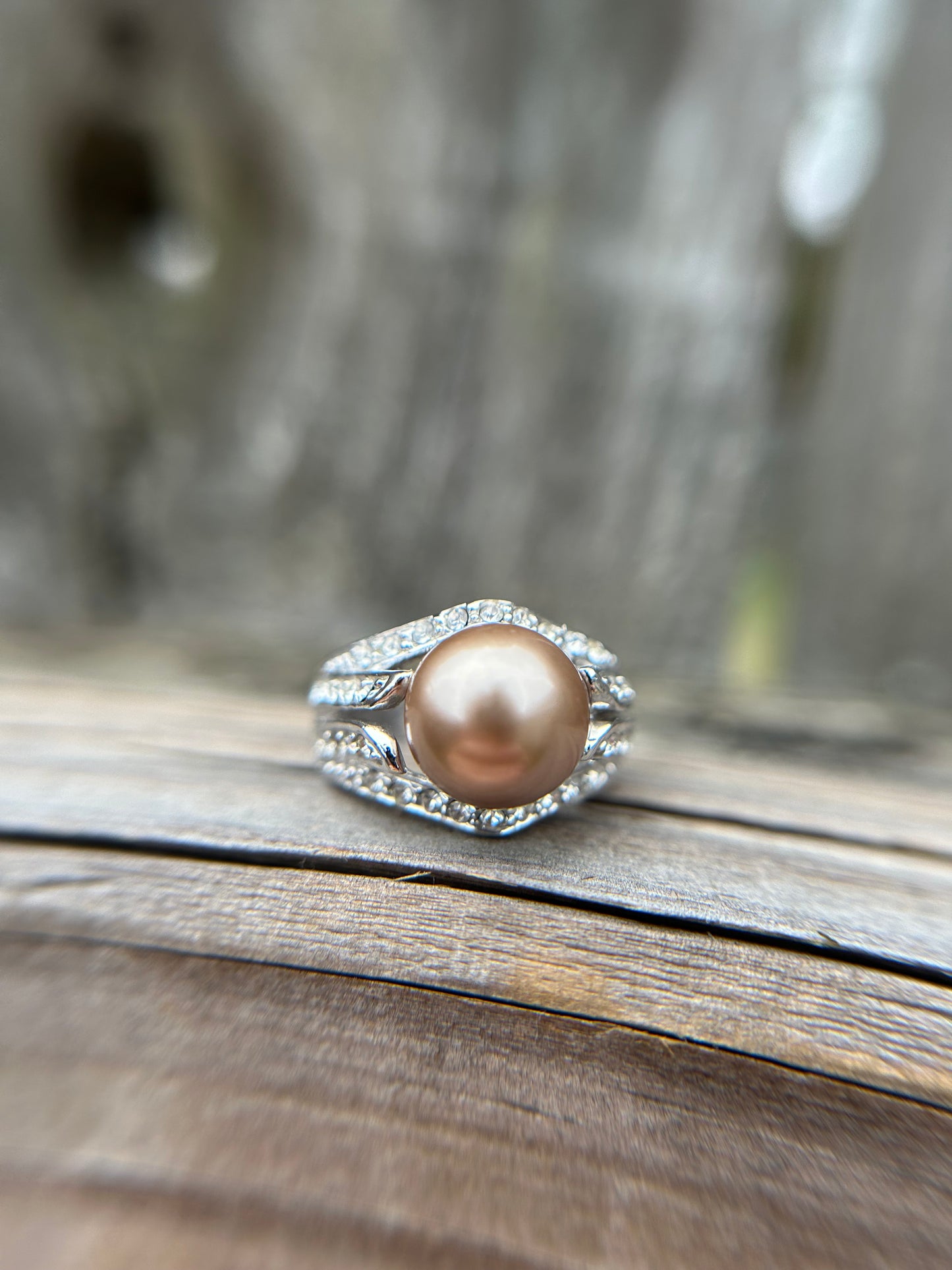 Luster Ring