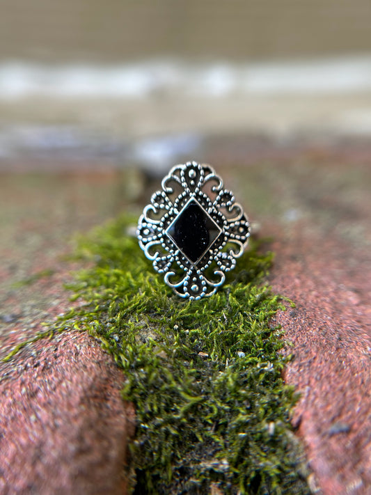 ring, western vibe, western apparel, boho apparel, beautiful ring, statement ring, Black Gem Ring, used jewelry for sale