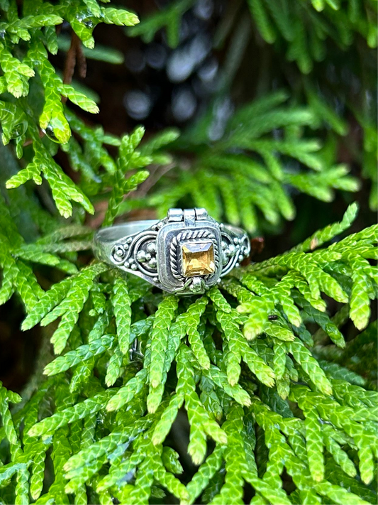 Citrine Poison Ring